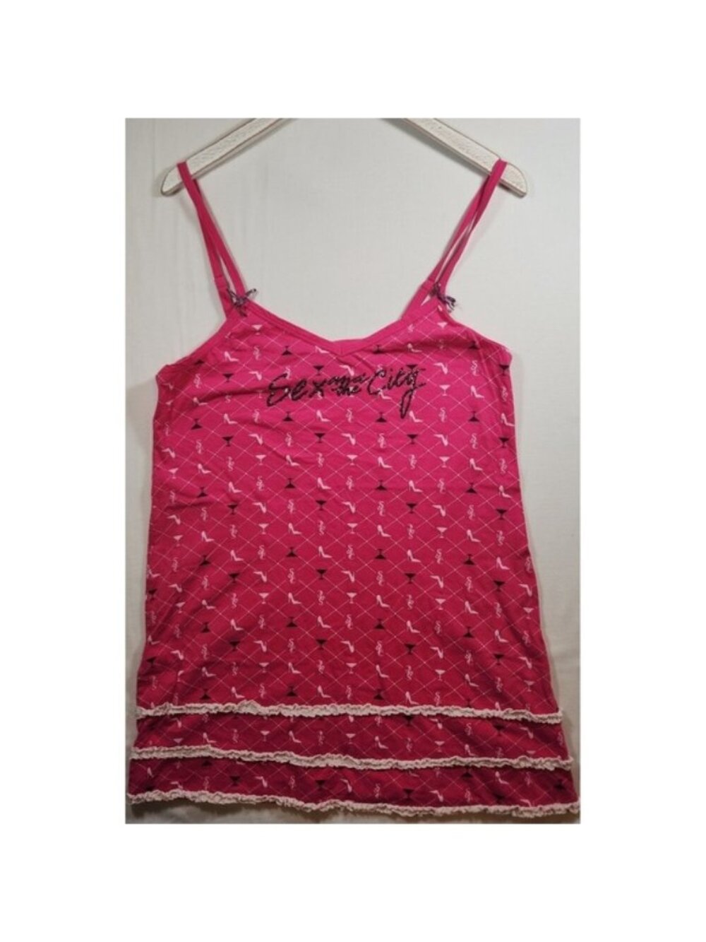Sex‎ and the City HBO Pink Camisole Top XL Beaded Logo Martini Heel Print Y2K